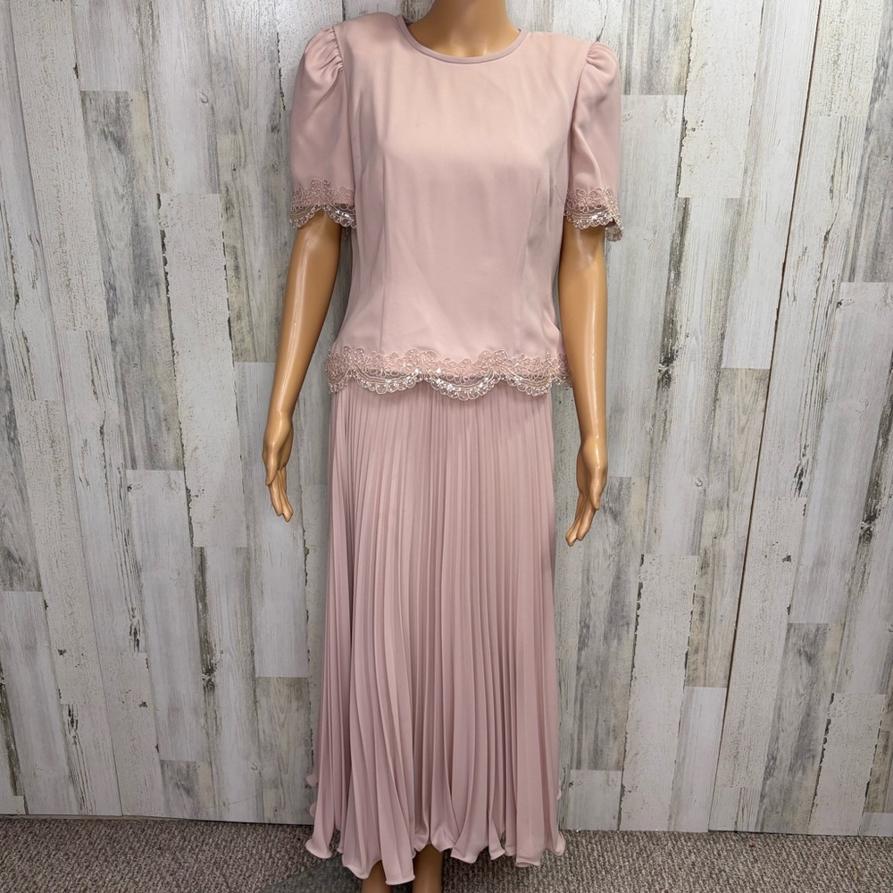 Cachet Vintage 80’s Blush Pink Top and Pleated Skirt Set